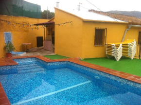 Quaint House in Canillas with Pool, Canillas De Aceituno